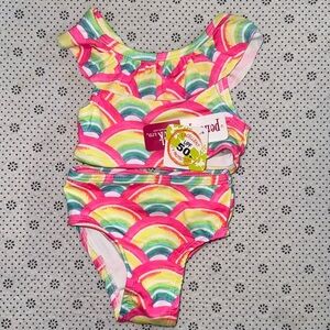 🛍NWT 🛍CUTE LITTLE GIRLS SWIMMING SUIT SIZE 18 MONTHS 🛍